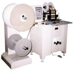 Полуавтоматическая брошюровальная машина WB-520